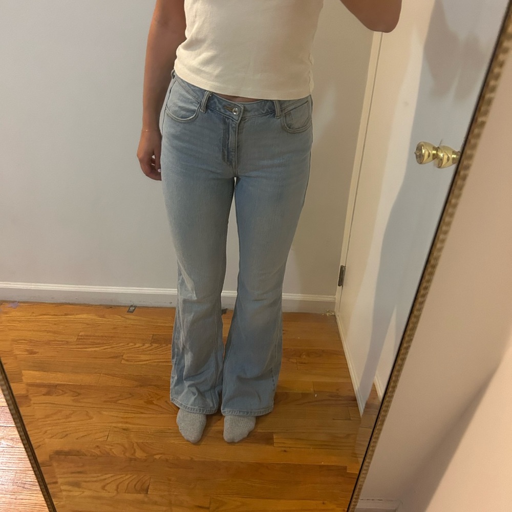 ZARA MID RISE Flare Jeans